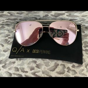 QUAY X DESI HIGH KEY SUNGLASSES